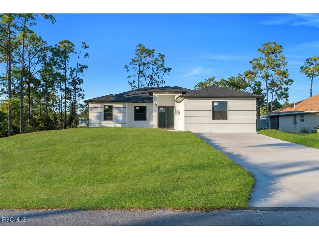 607 Hutton Street Lehigh Acres FL 33974 2025004298 image6