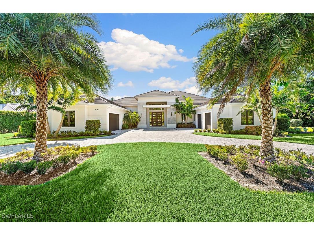 607 Myrtle Road Naples FL 34108 225075924 image1