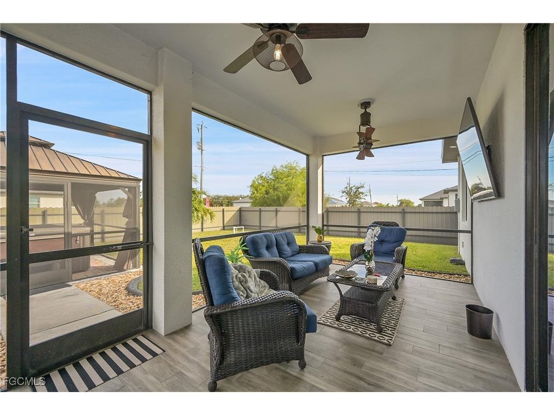 607 NW 16th Place Cape Coral FL 33993 2025020142 image17