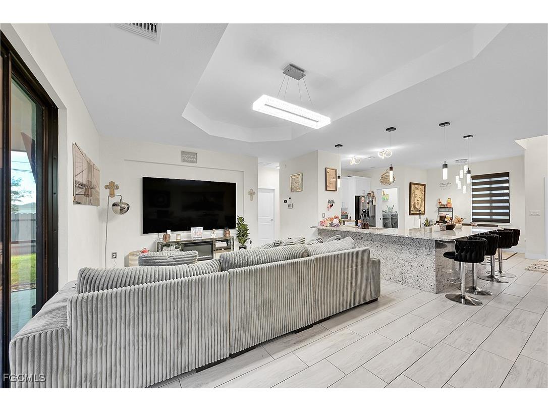 607 NW 16th Place Cape Coral FL 33993 2025020142 image4