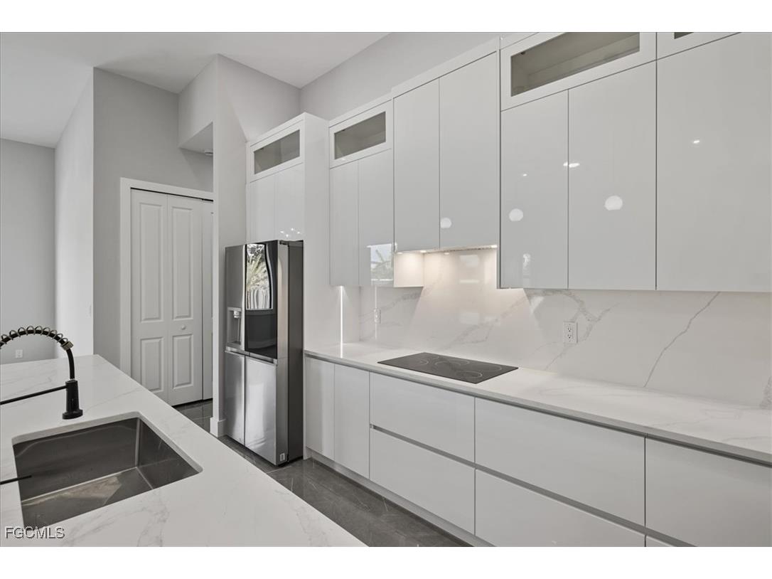 607 NW 7th Street Cape Coral FL 33993 2025025351 image10