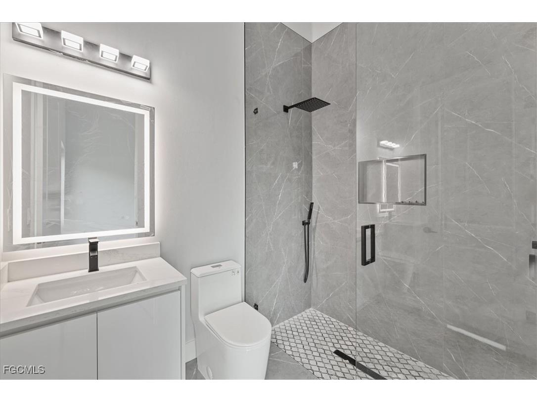 607 NW 7th Street Cape Coral FL 33993 2025025351 image14