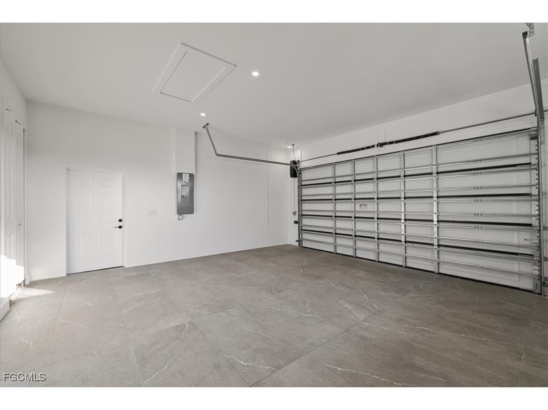 607 NW 7th Street Cape Coral FL 33993 2025025351 image37