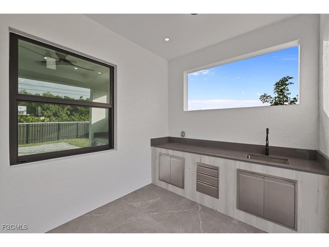 607 NW 7th Street Cape Coral FL 33993 2025025351 image39