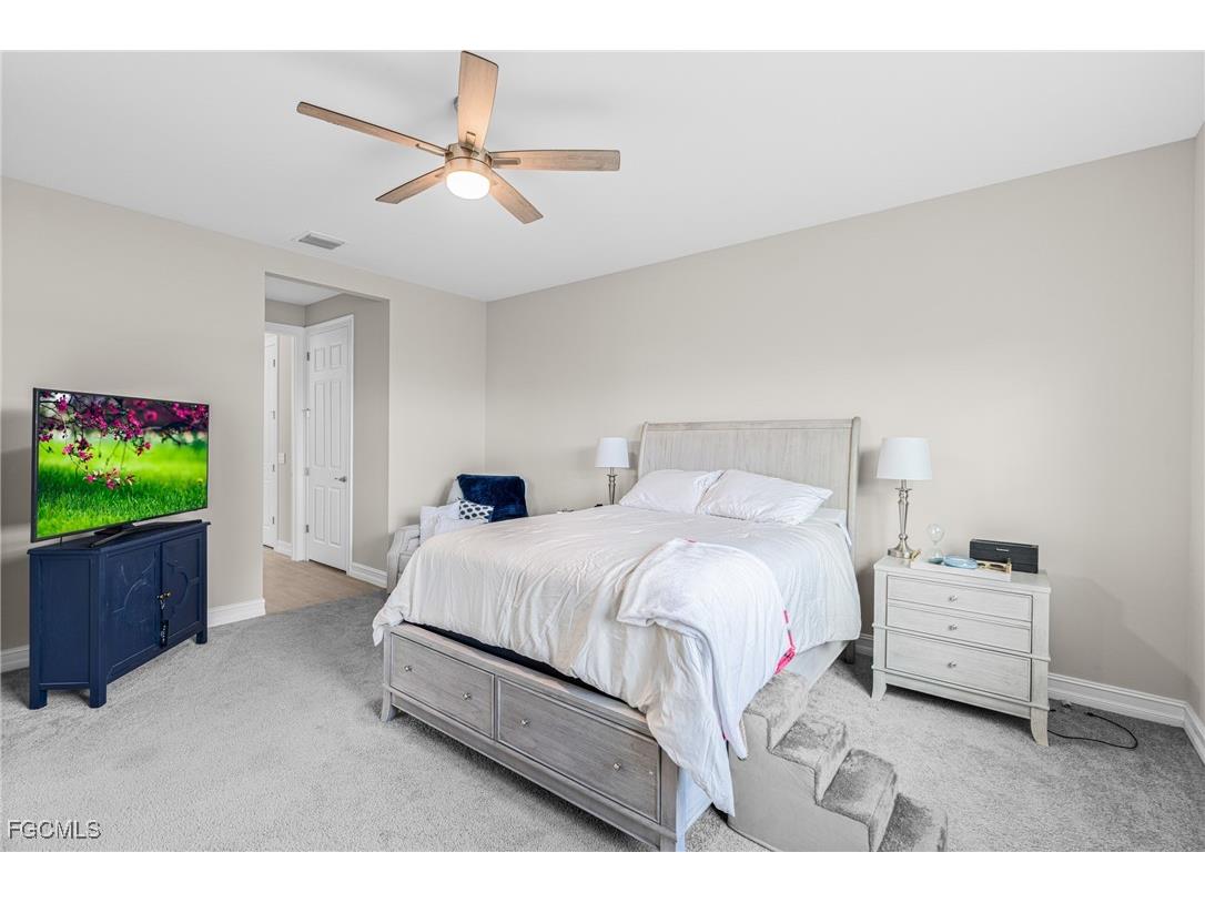 607 Parkshore Lake Avenue Cape Coral FL 33993 2025018778 image15