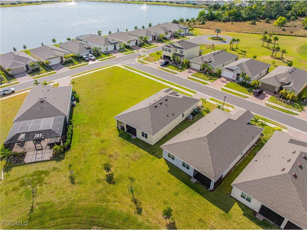 607 Parkshore Lake Avenue Cape Coral FL 33993 2025018778 image22