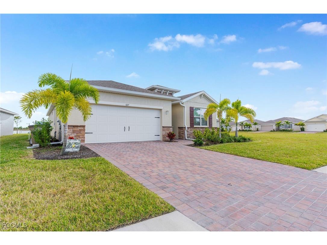 607 Parkshore Lake Avenue Cape Coral FL 33993 2025018778 image25