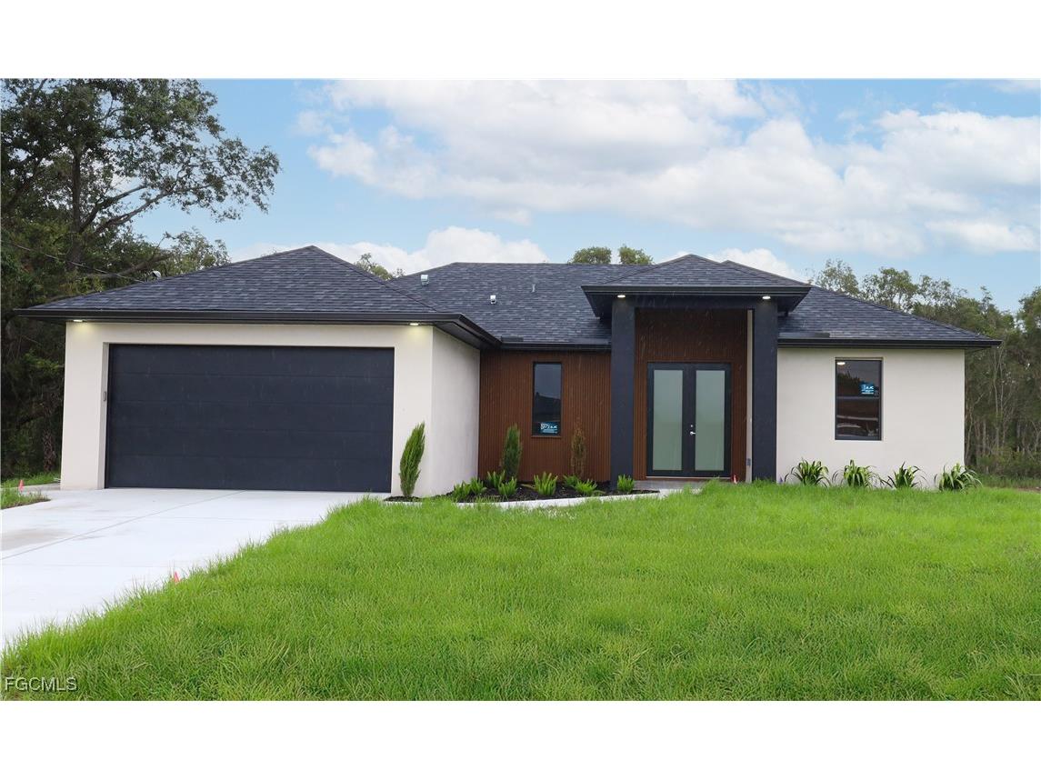 607 Pelee Avenue Lehigh Acres FL 33974 2025008342 image2