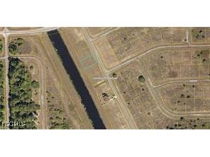 607 Raleigh Drive Labelle FL 33935 2025011999 image1