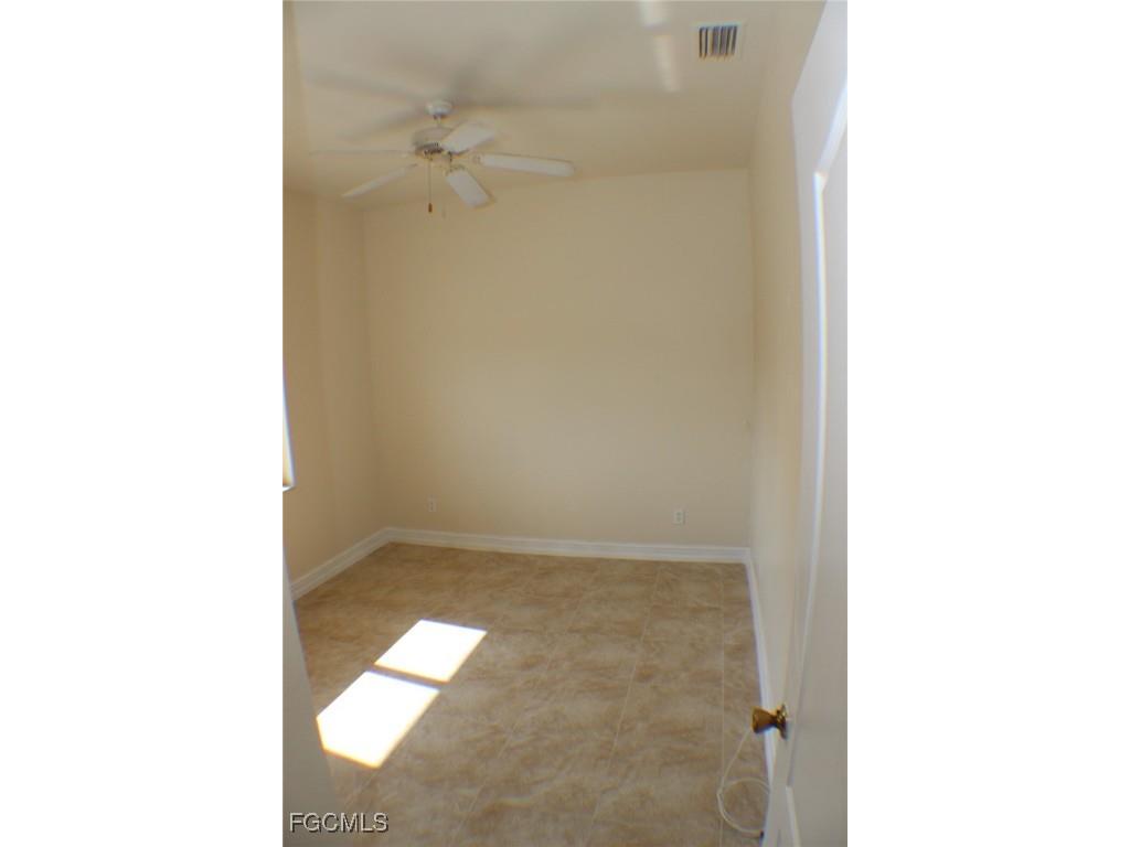 607 SE 13th Place #203 Cape Coral FL 33990 2025019076 image11