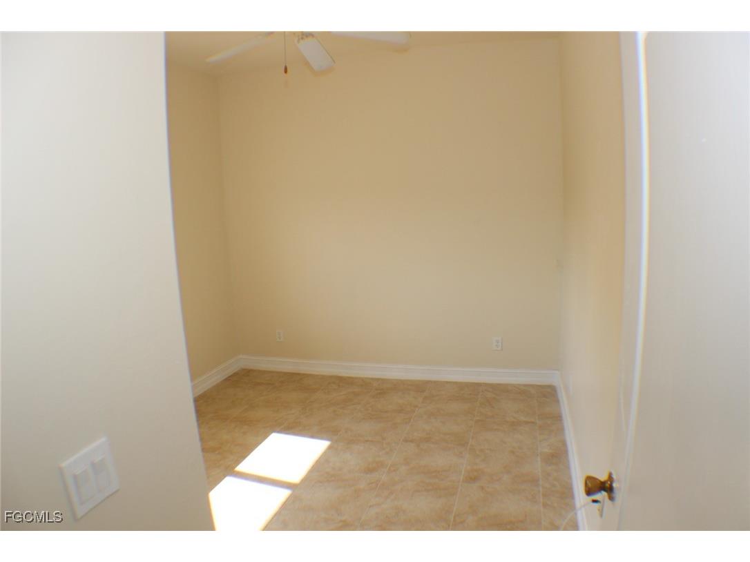 607 SE 13th Place #203 Cape Coral FL 33990 2025019076 image12