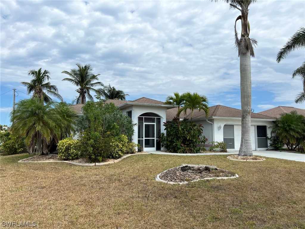 607 SE 29th Terrace Cape Coral FL 33904 223014650 image1