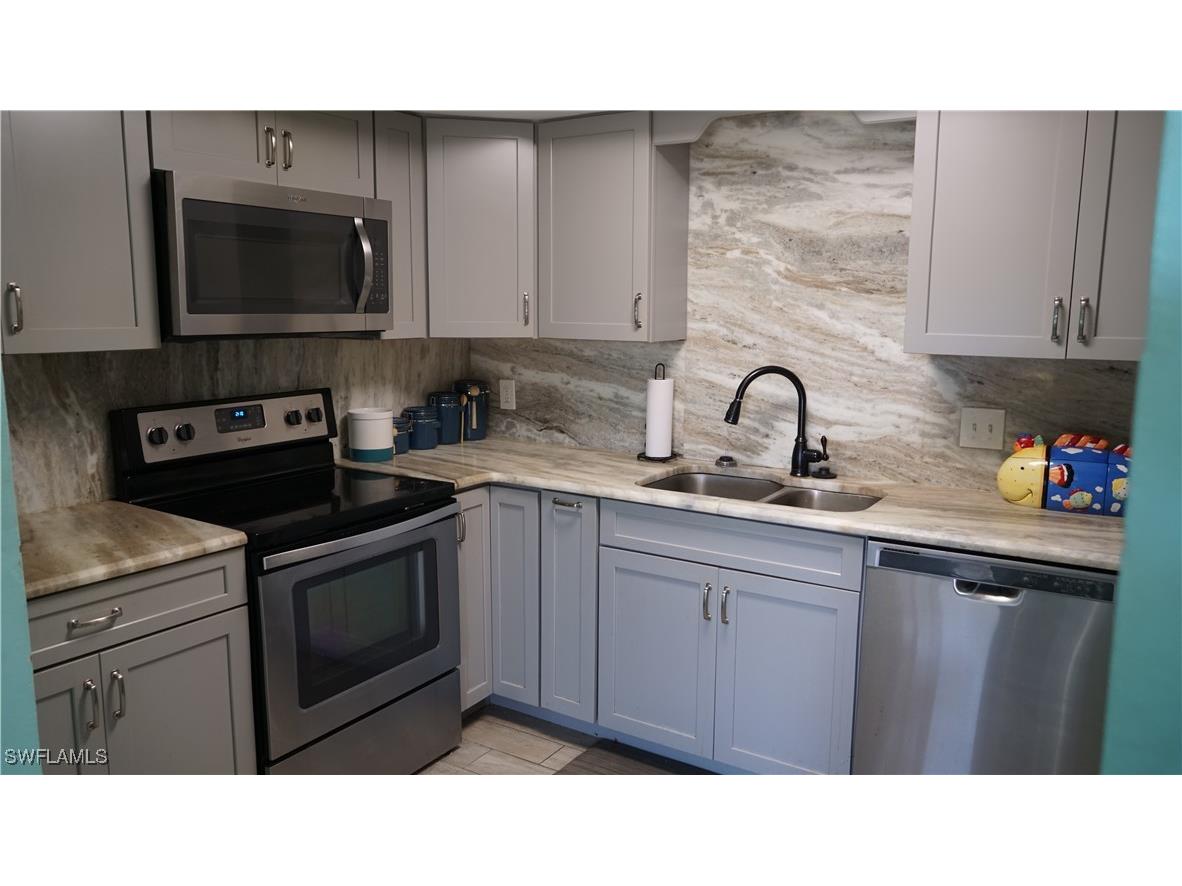 607 SE 47th Street #3 Cape Coral FL 33904 226002468 image3
