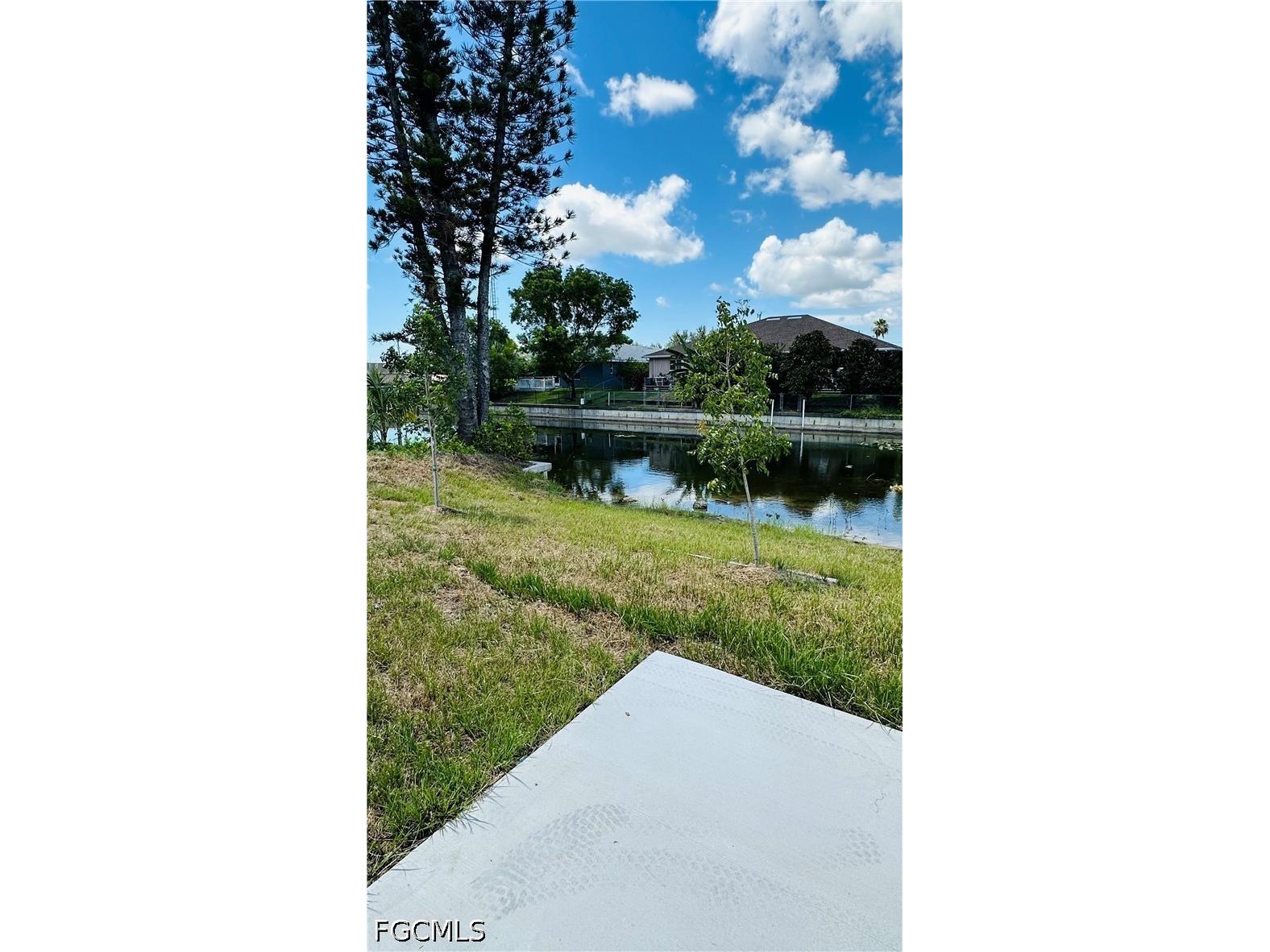 607 SE 7th Street Cape Coral FL 33990 2026019460 image17