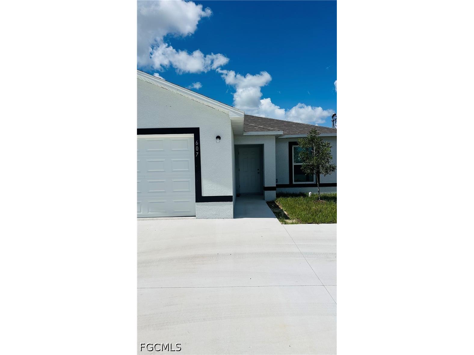 607 SE 7th Street Cape Coral FL 33990 2026019460 image2