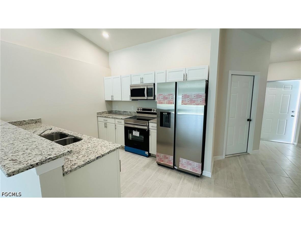 607 SE 7th Street Cape Coral FL 33990 2026019460 image4