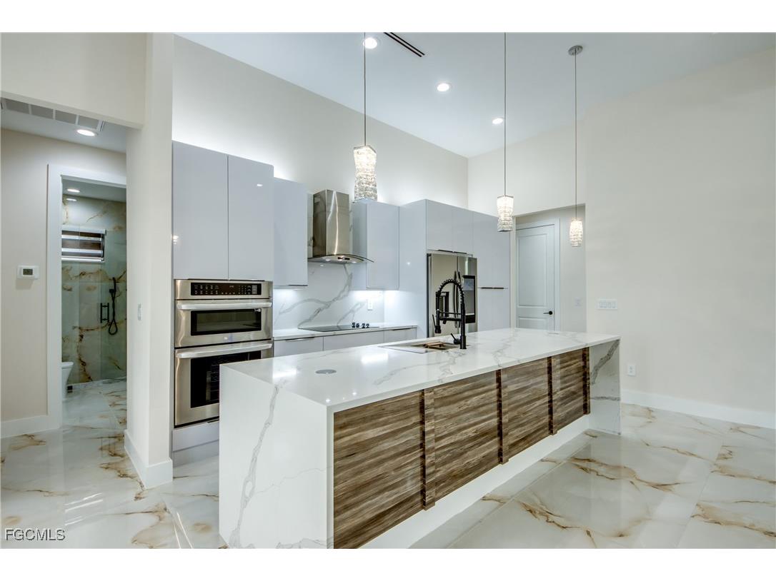 607 SW 18th Court Cape Coral FL 33991 2025007710 image15