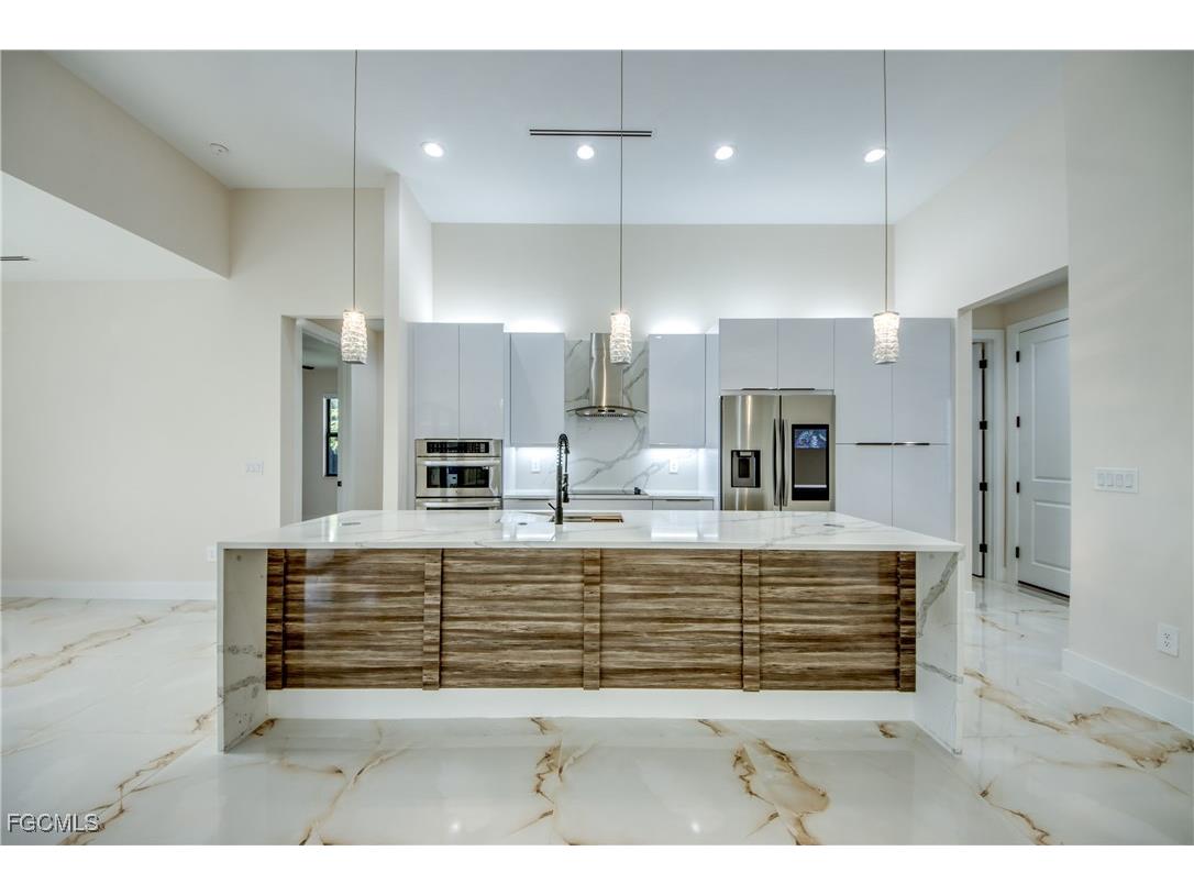 607 SW 18th Court Cape Coral FL 33991 2025007710 image16