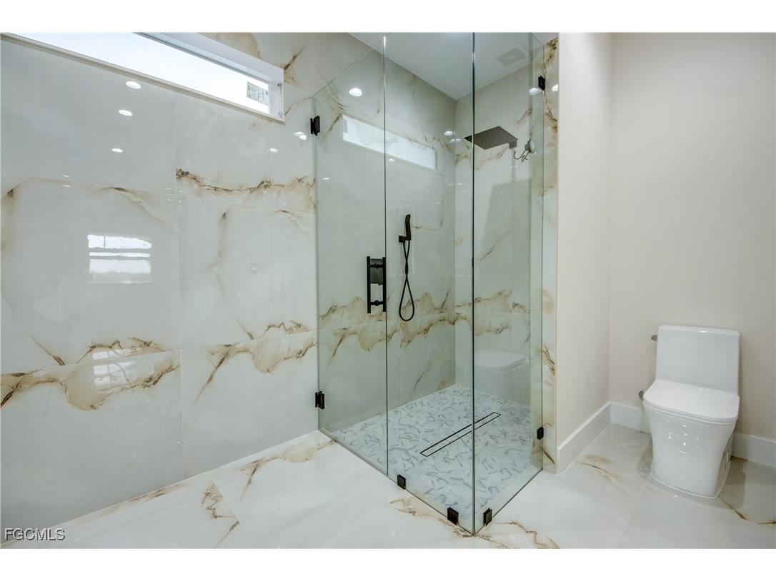 607 SW 18th Court Cape Coral FL 33991 2025007710 image28