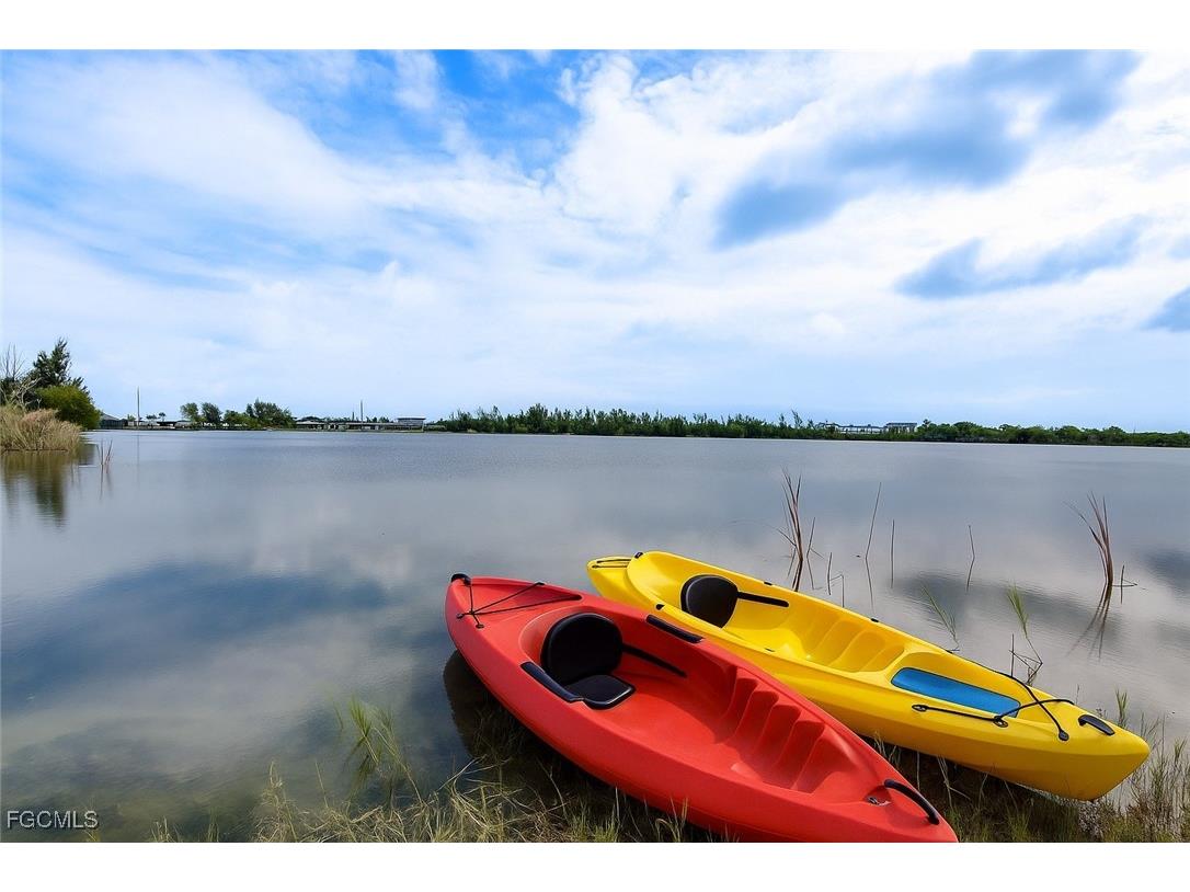 607 SW 18th Court Cape Coral FL 33991 2025007710 image49