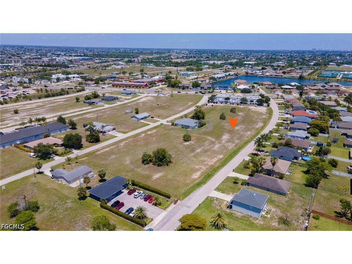 607 SW 4th Street Cape Coral FL 33991 2026021235 image1