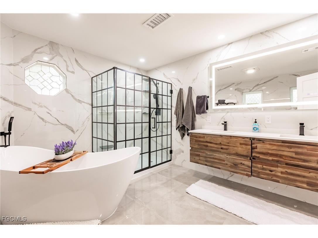 607 SW 57th Street Cape Coral FL 33914 2025024118 image22