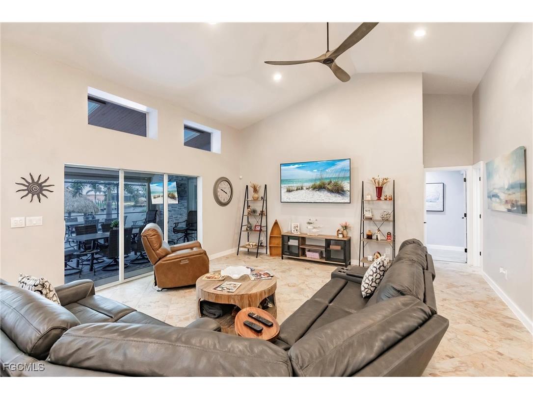 607 SW 57th Street Cape Coral FL 33914 2025024118 image7
