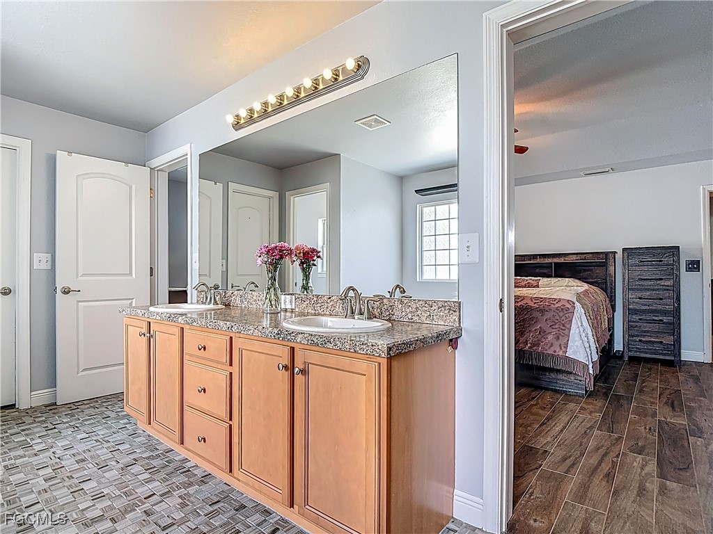 607 Tropicana Parkway W Cape Coral FL 33993 2025003838 image22