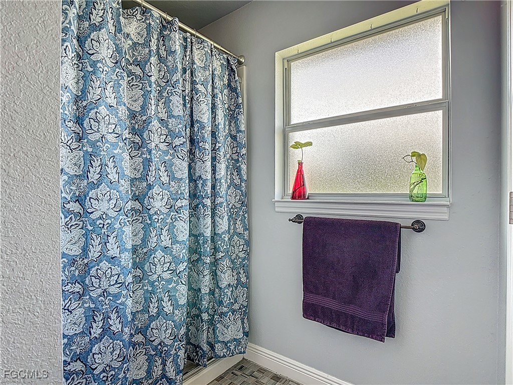 607 Tropicana Parkway W Cape Coral FL 33993 2025003838 image25