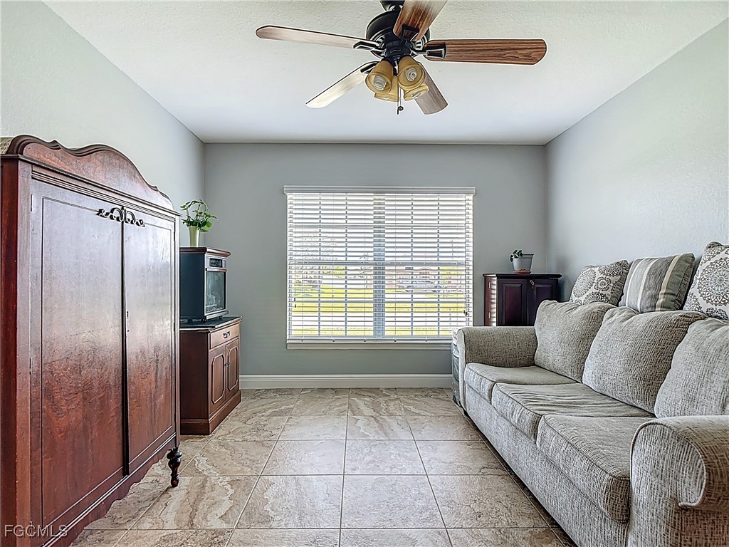 607 Tropicana Parkway W Cape Coral FL 33993 2025003838 image29