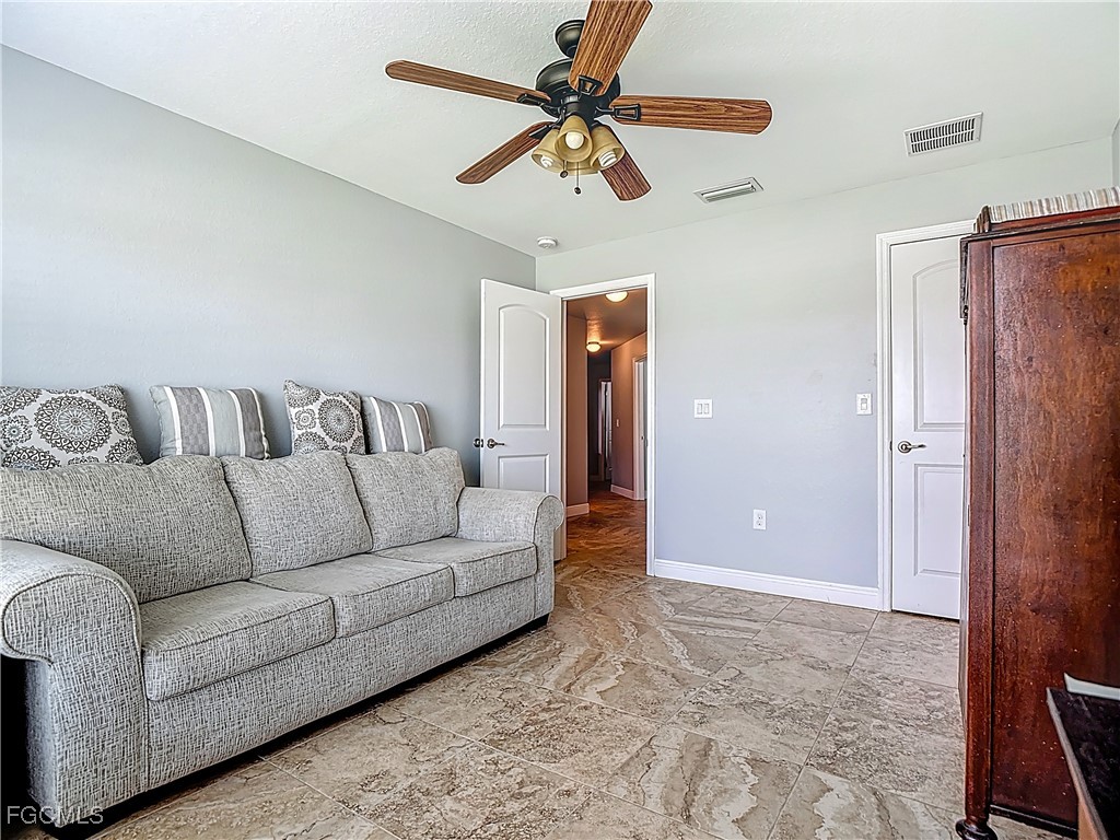 607 Tropicana Parkway W Cape Coral FL 33993 2025003838 image30