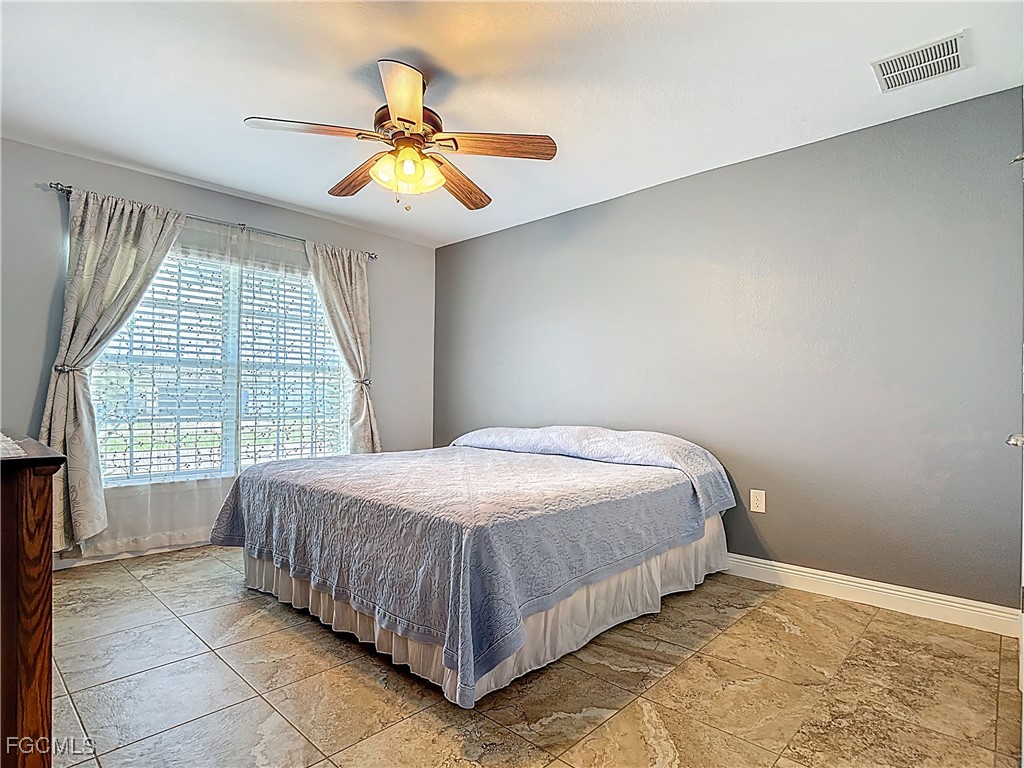 607 Tropicana Parkway W Cape Coral FL 33993 2025003838 image32