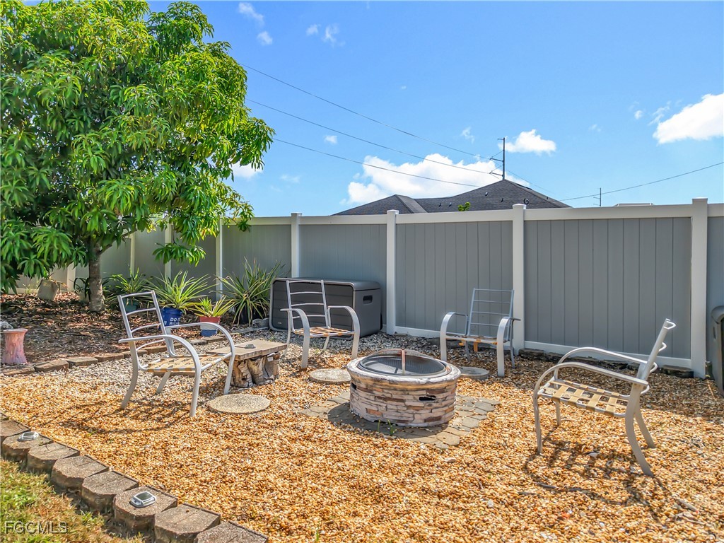 607 Tropicana Parkway W Cape Coral FL 33993 2025003838 image40