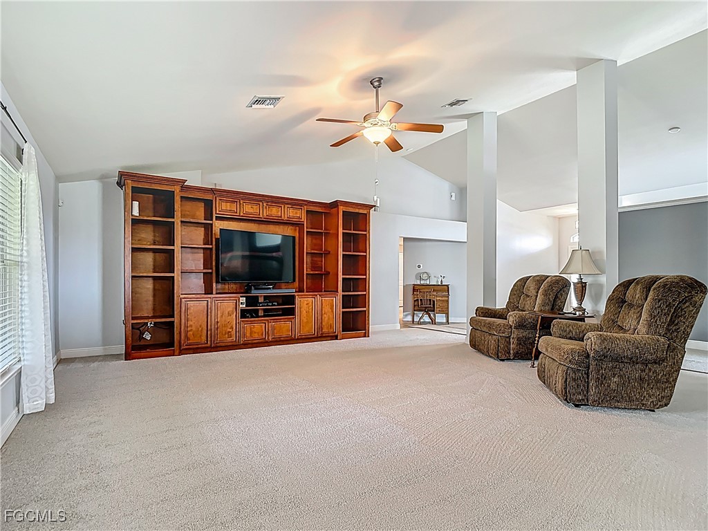 607 Tropicana Parkway W Cape Coral FL 33993 2025003838 image8