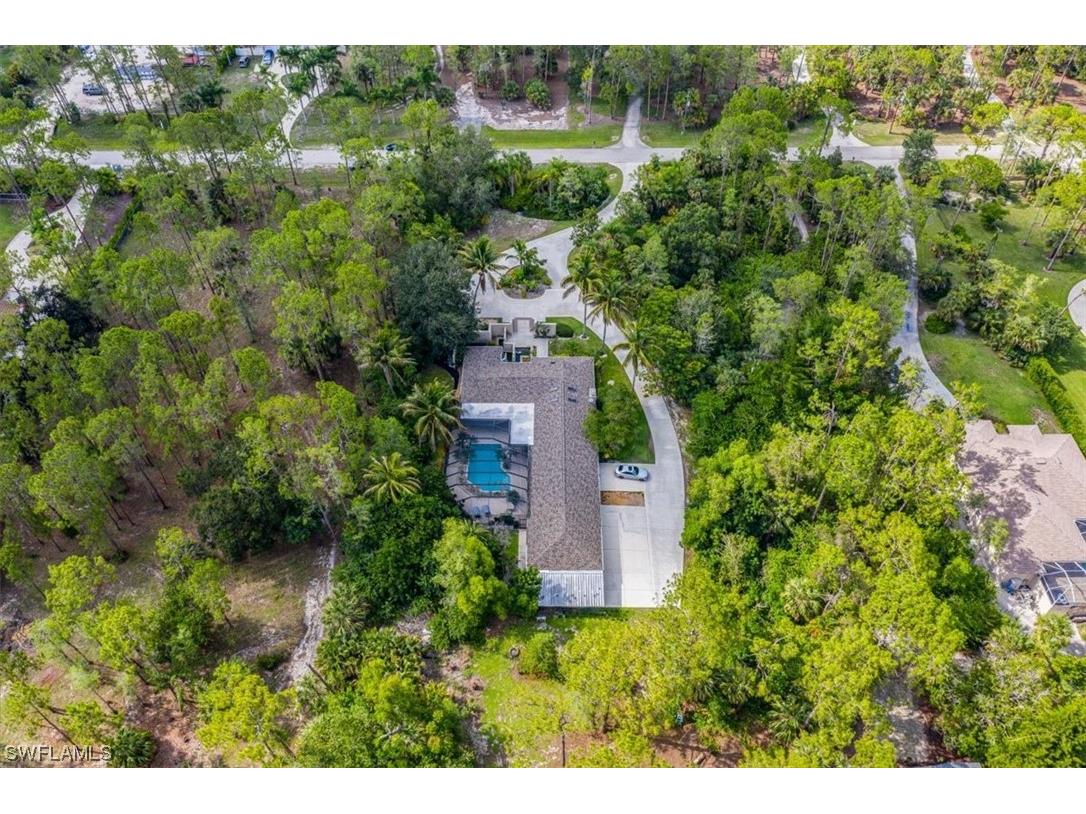 6070 Standing Oaks Lane Naples FL 34119 223043657 image1