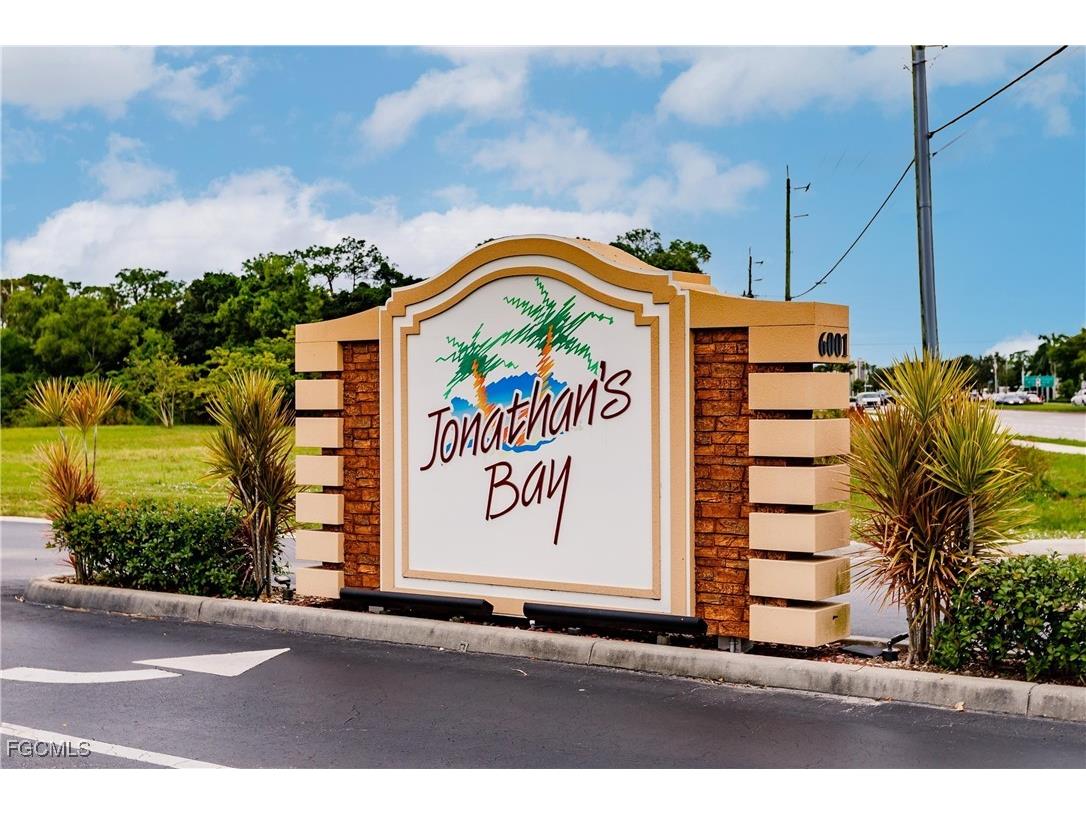 6071 Jonathans Bay Circle #101 Fort Myers FL 33908 2025022736 image37