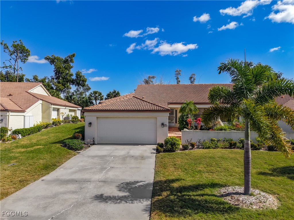 6072 Forest Villas Circle Fort Myers FL 33908 2026005546 image1