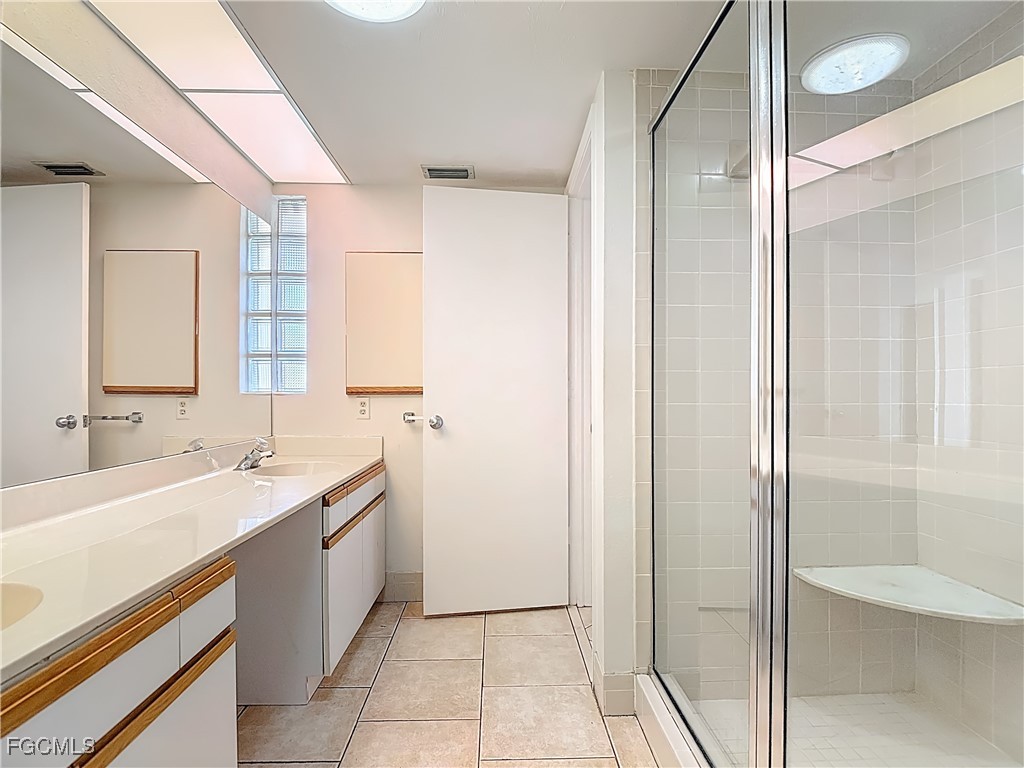 6072 Forest Villas Circle Fort Myers FL 33908 2026005546 image33