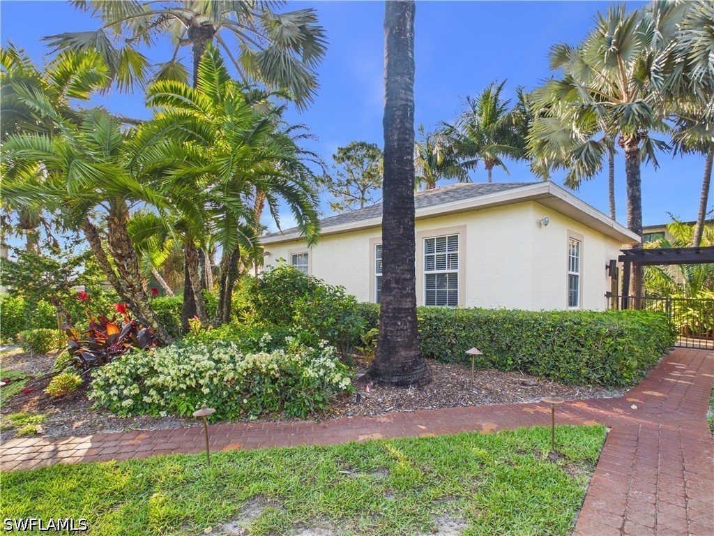 6072 Polly Avenue Naples FL 34112 226019131 image1