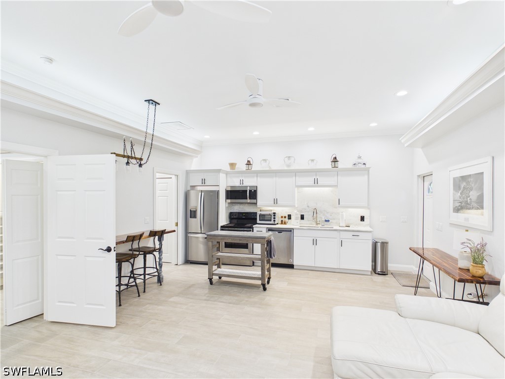 6072 Polly Avenue Naples FL 34112 226019131 image9