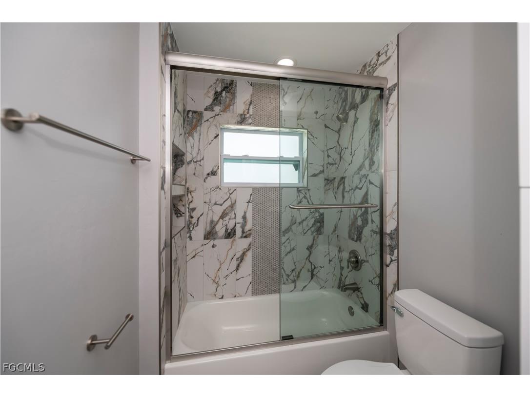 6073 Kumquat Circle Labelle FL 33935 2026008550 image21