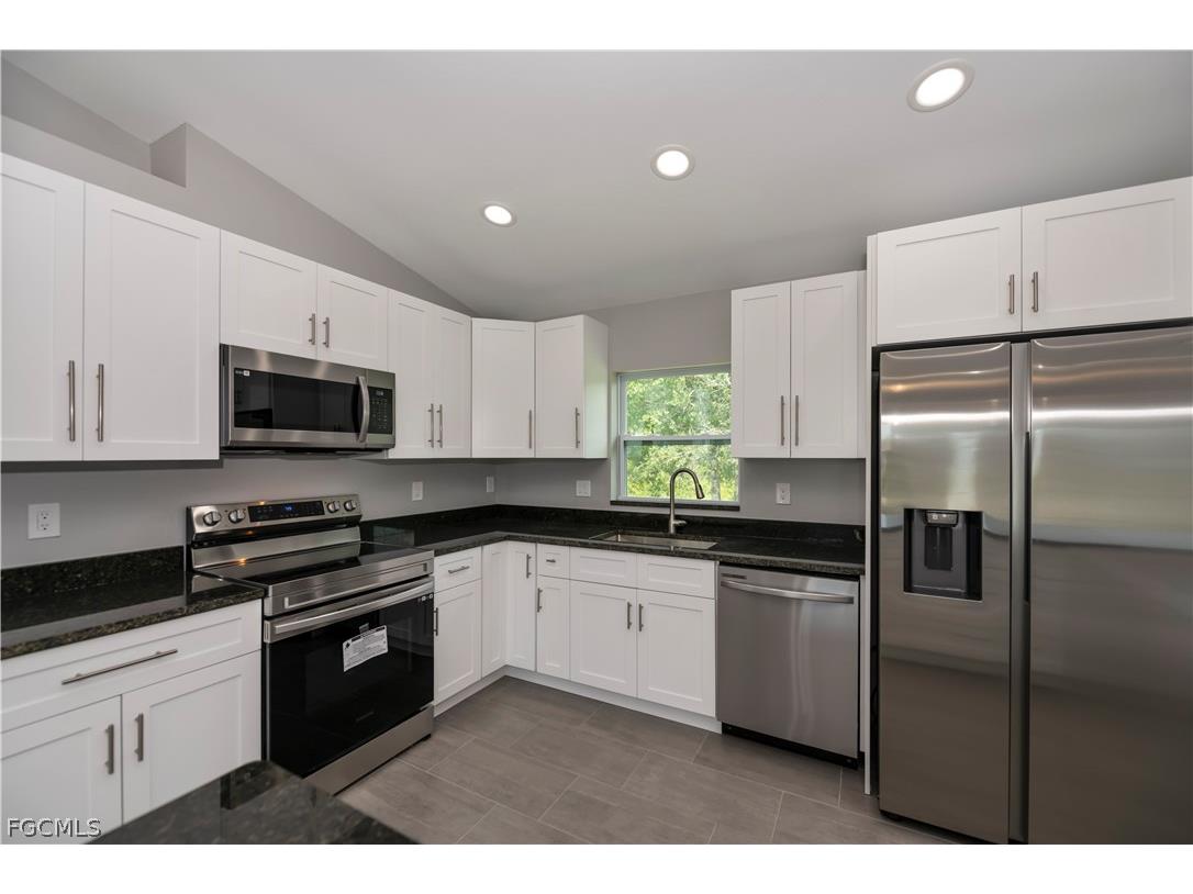 6073 Kumquat Circle Labelle FL 33935 2026008550 image32