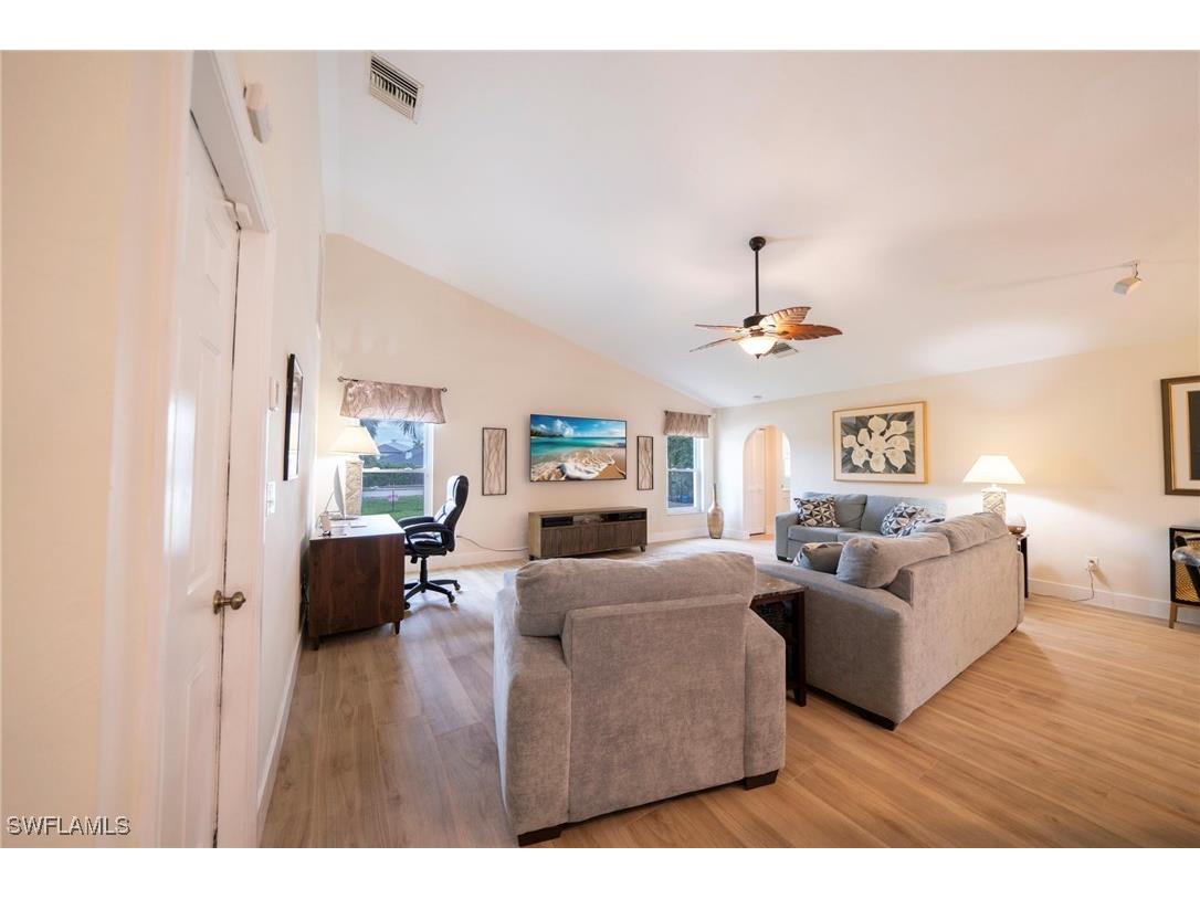 6075 Island Park Court Fort Myers FL 33908 225066687 image7