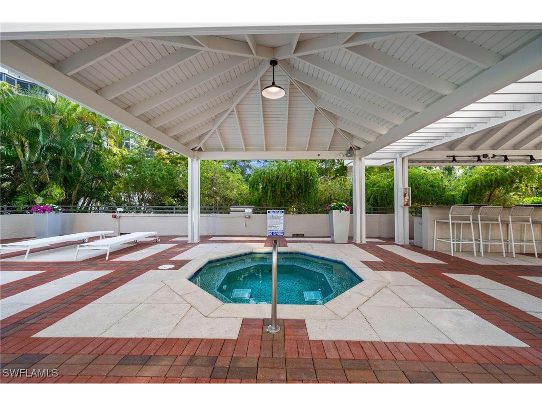 6075 Pelican Bay Boulevard #104 Naples FL 34108 225082391 image34