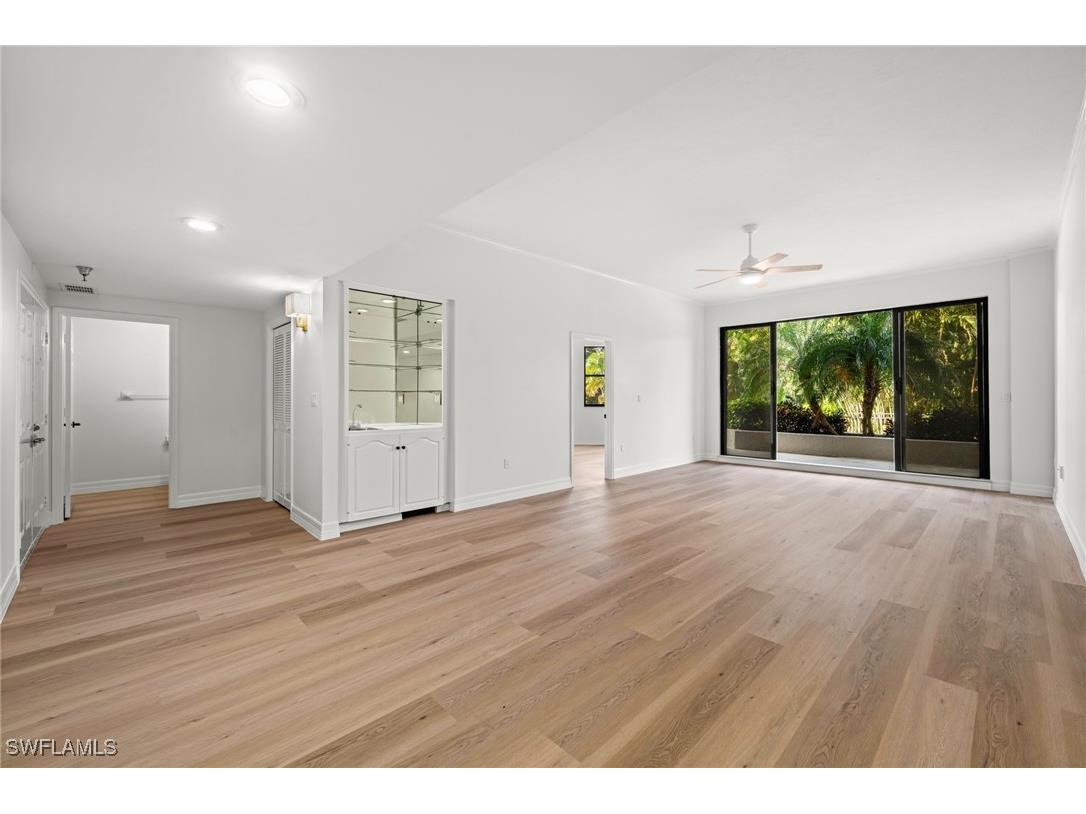 6075 Pelican Bay Boulevard #104 Naples FL 34108 225082391 image8