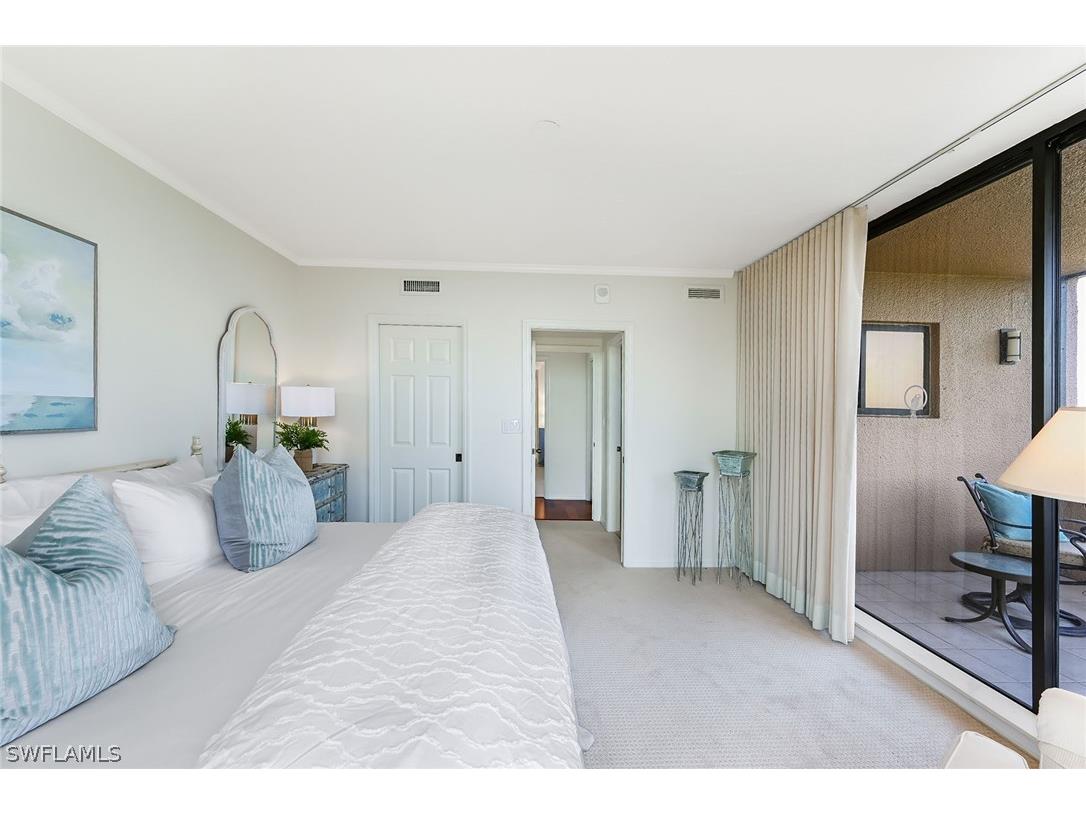 6075 Pelican Bay Boulevard #1105 Naples FL 34108 226010520 image14