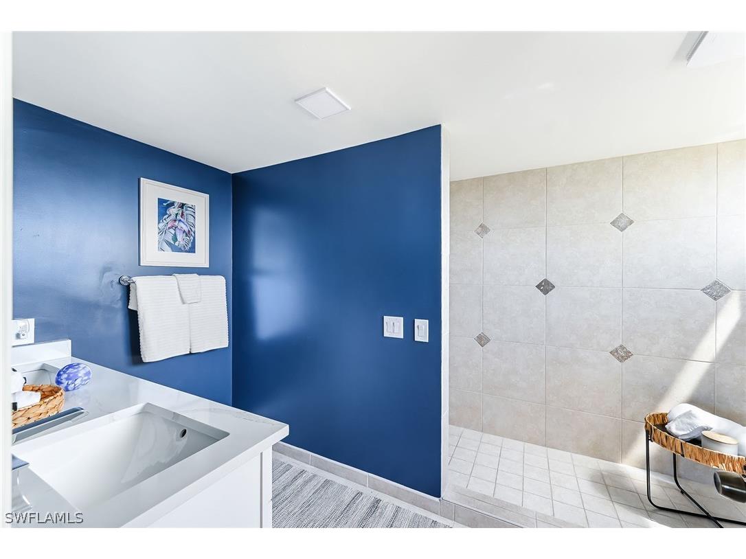 6075 Pelican Bay Boulevard #1105 Naples FL 34108 226010520 image19