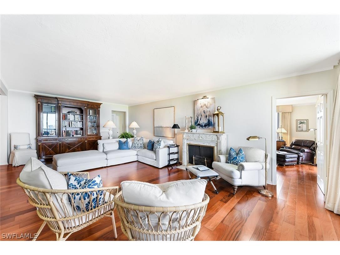 6075 Pelican Bay Boulevard #1105 Naples FL 34108 226010520 image3