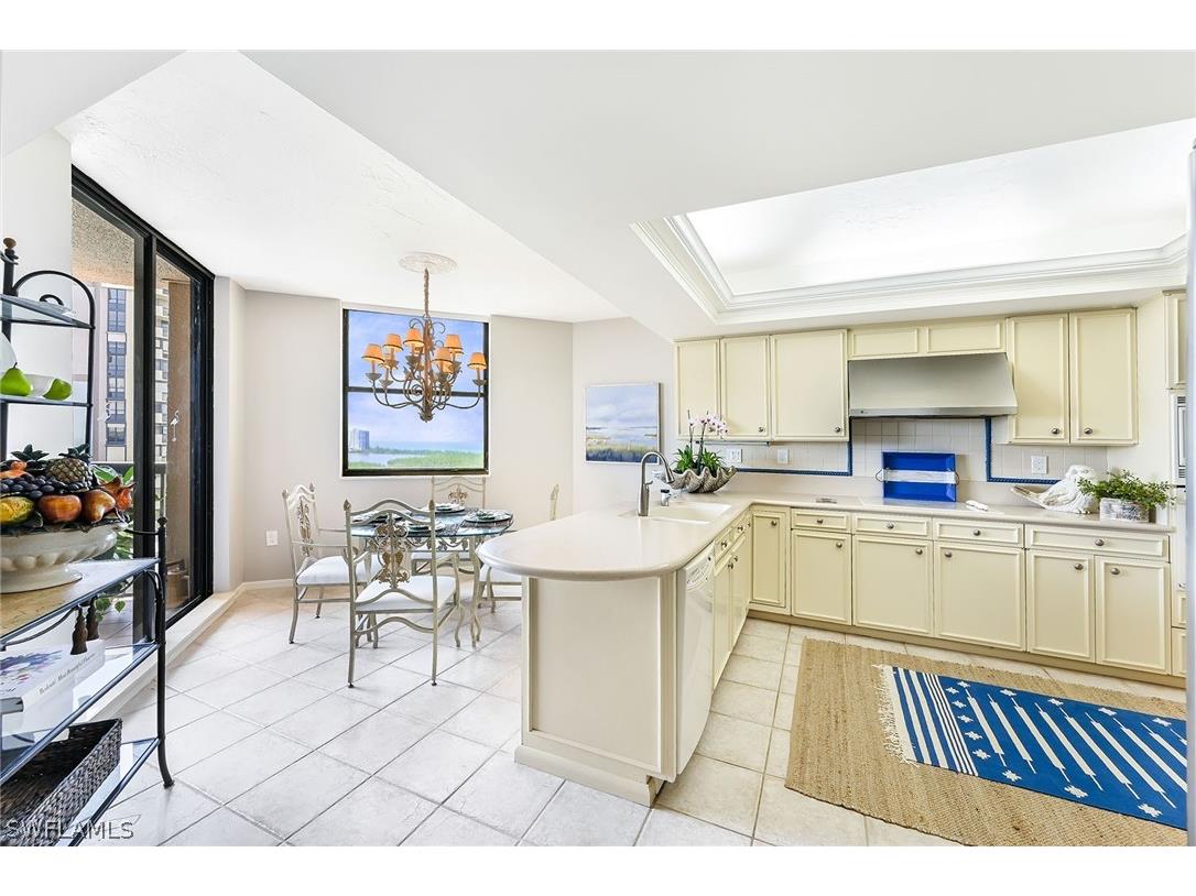 6075 Pelican Bay Boulevard #1105 Naples FL 34108 226010520 image8