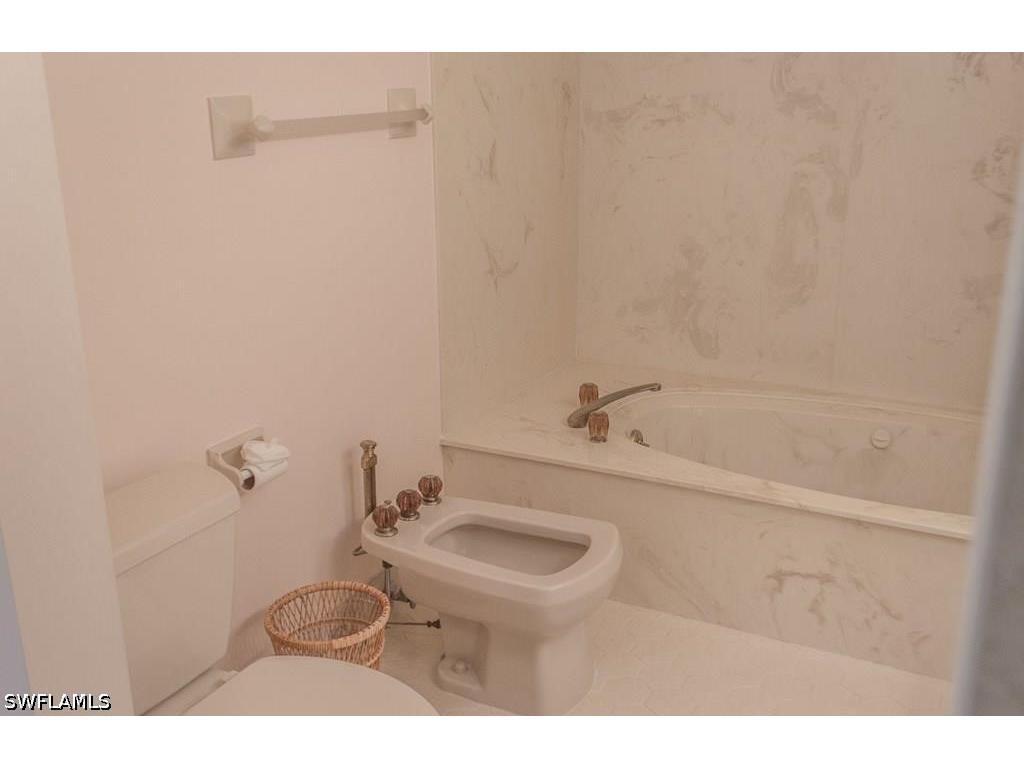 6075 Pelican Bay Boulevard #1204 Naples FL 34108 226021246 image13
